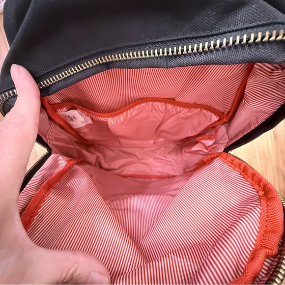 Herschel Supply Company Classic Black Backpack Red White Pinstripe Lining NWOT - Picture 6 of 11